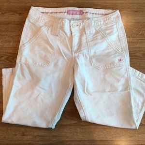 Aeropostale 7/8 White Capri Pants